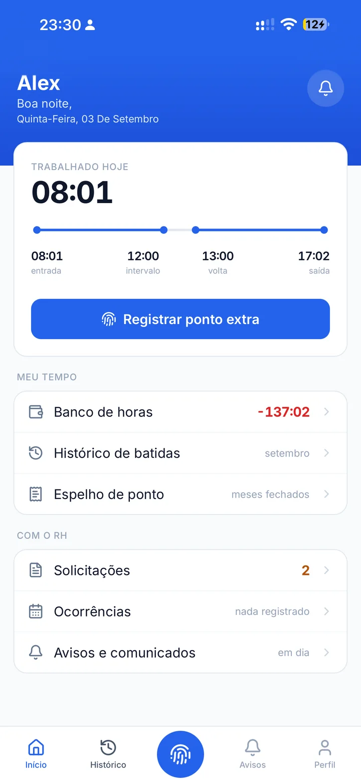 Tela inicial do aplicativo do colaborador, com a jornada do dia e o botão de registrar ponto